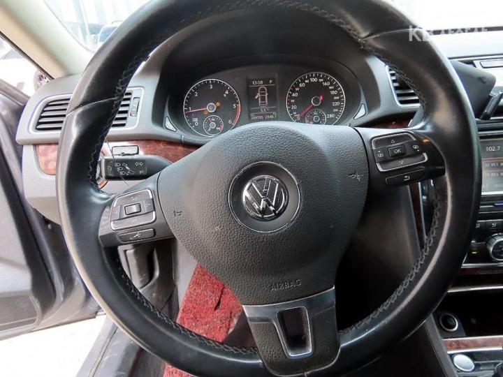 Volkswagen Passat 2.0 TDI B7 11 year ~ 9