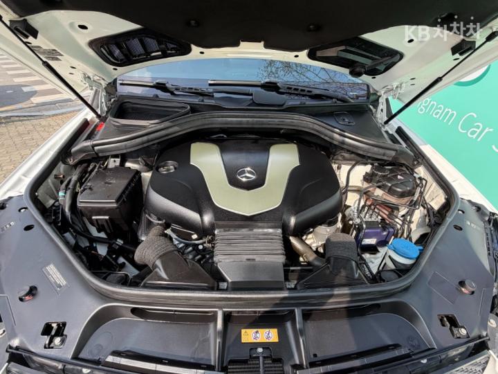 Mercedes-Benz GLE-Class W166 350d 4Matic Coupe 3