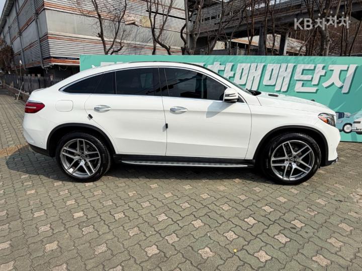 Mercedes-Benz GLE-Class W166 350d 4Matic Coupe 5