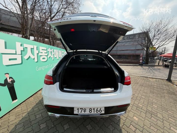 Mercedes-Benz GLE-Class W166 350d 4Matic Coupe 7