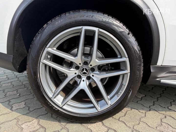 Mercedes-Benz GLE-Class W166 350d 4Matic Coupe 8