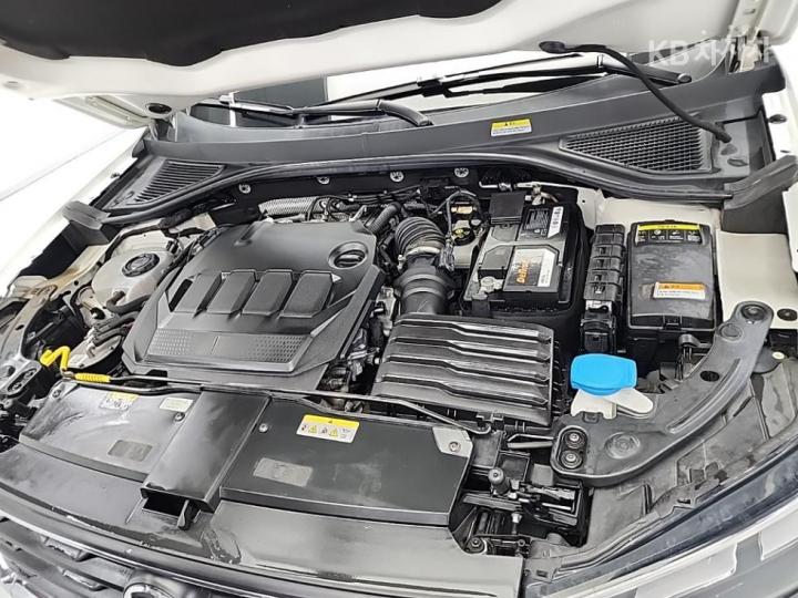 Volkswagen T-Roc 2.0 TDI Prestige 6