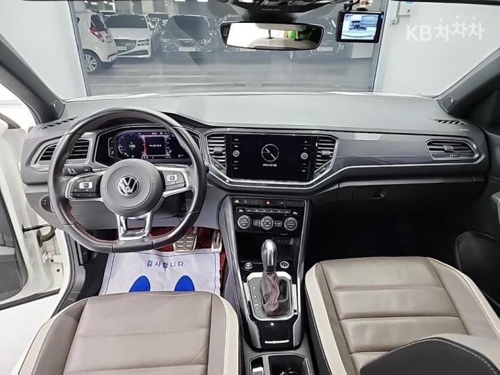 Volkswagen T-Roc 2.0 TDI Prestige 8