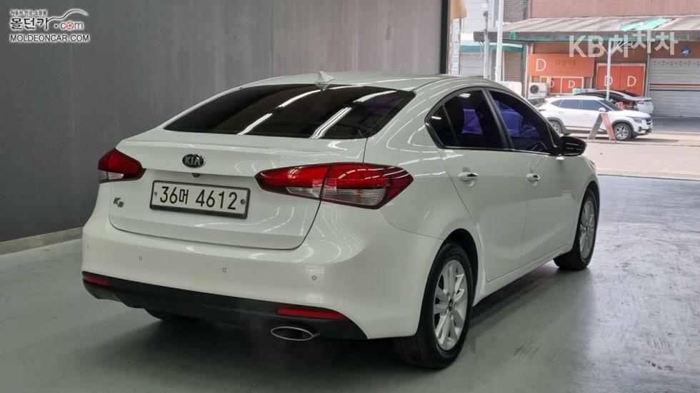 2017 - kia k3
