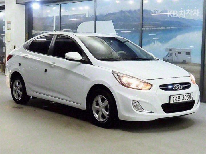 Hyundai Accent New 1.4 VVT Premier 2
