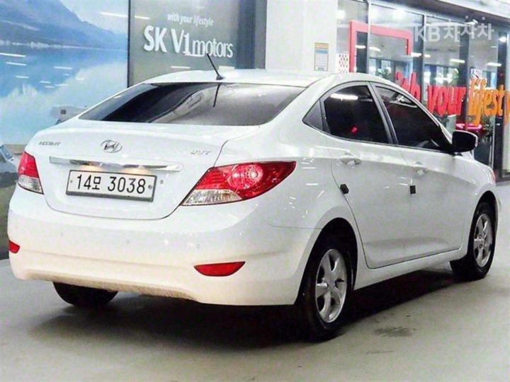 Hyundai Accent New 1.4 VVT Premier 5