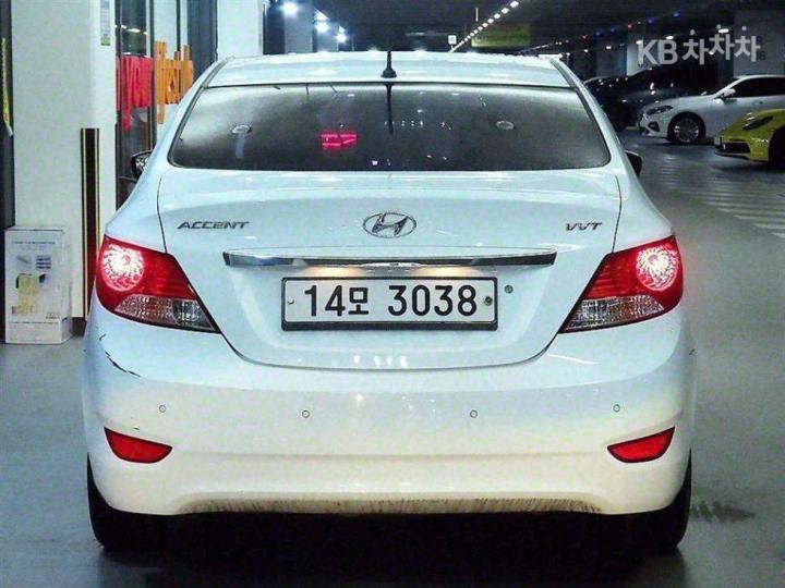 Hyundai Accent New 1.4 VVT Premier 6