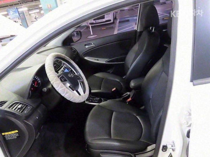 Hyundai Accent New 1.4 VVT Premier 7