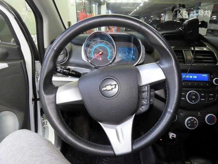 Chevrolet Spark LT Base Type 9