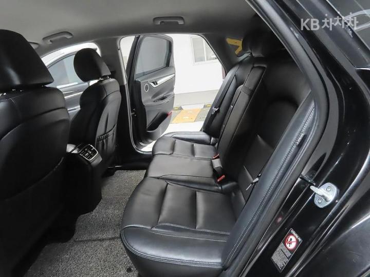 Hyundai Grandeur IG 2.4 Premium Base Type 10