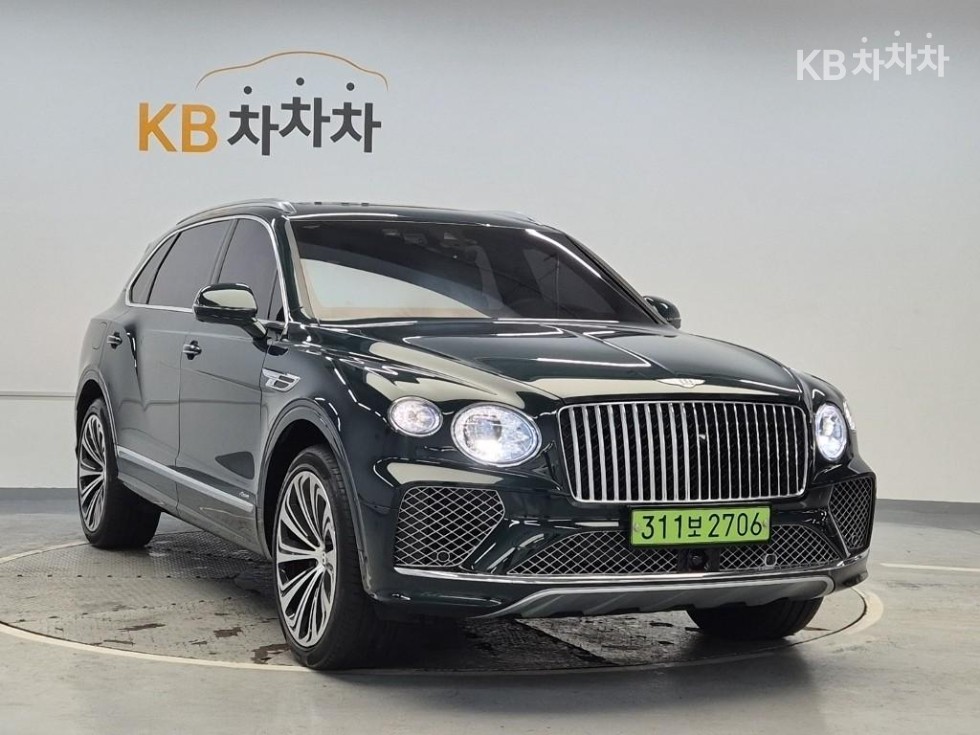2024 Bentley Used Car photo