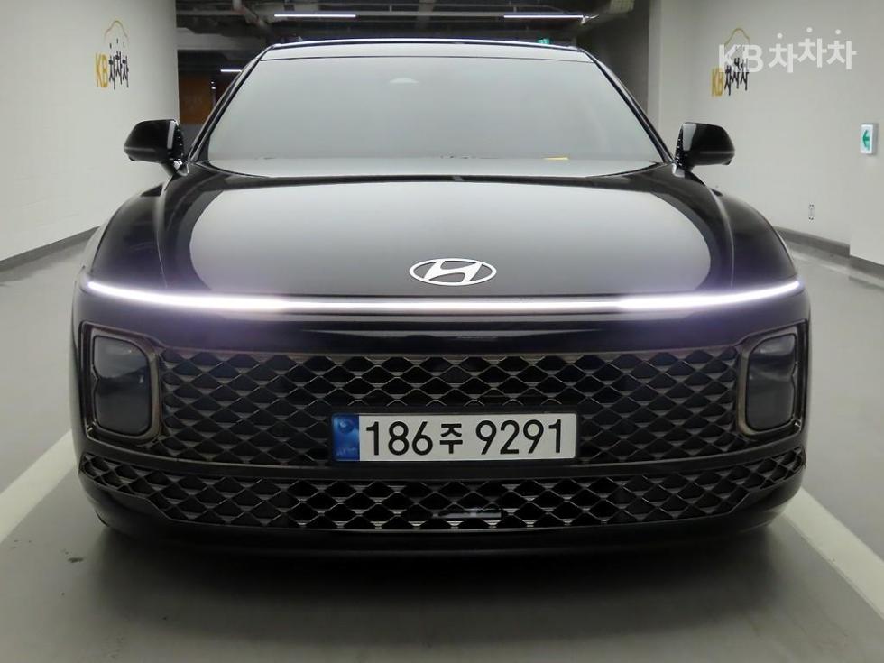 2023 Hyundai Used Car photo