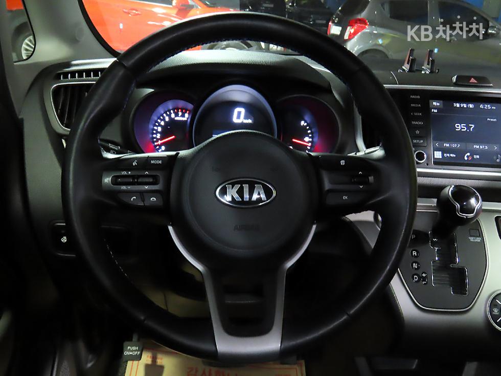 2021 - kia ray