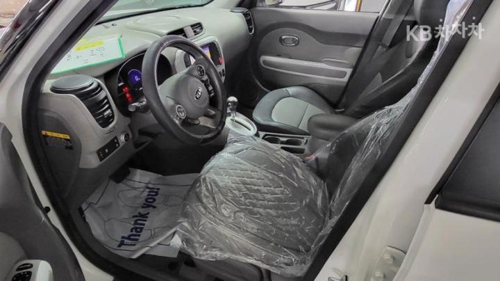 Kia Soul EV 8
