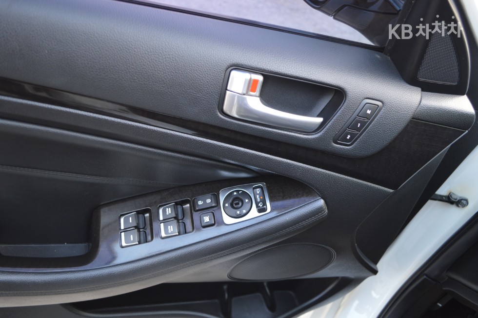 2013 - kia k7