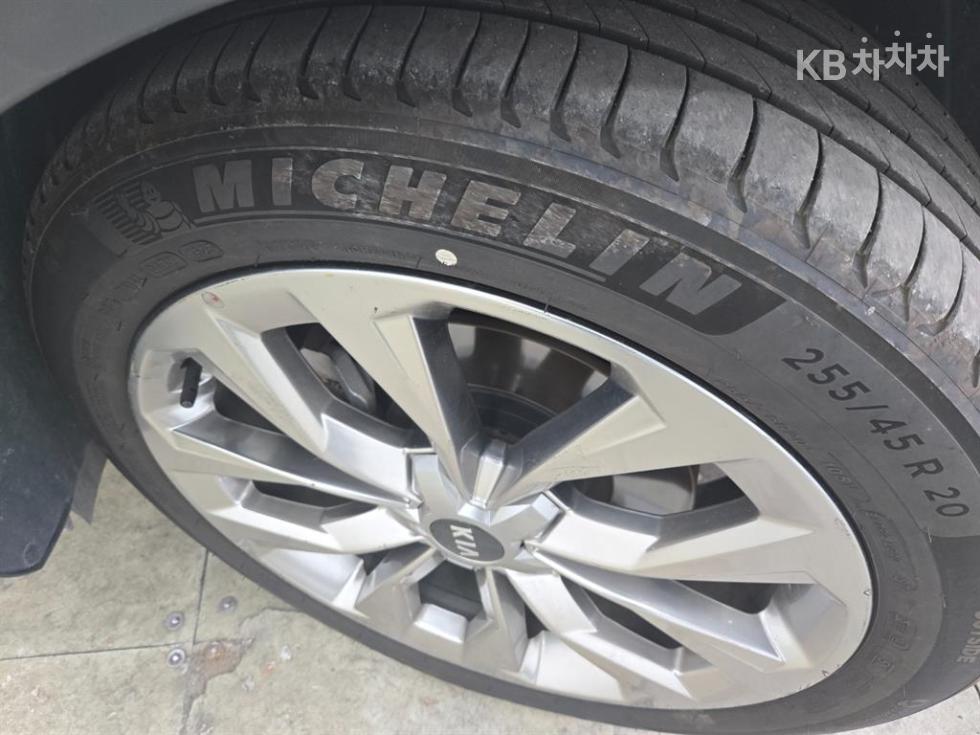 2021 - kia sorento
