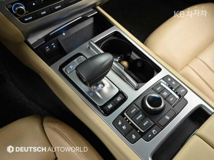 Genesis G80 3.3 GDI Premium Luxury 10