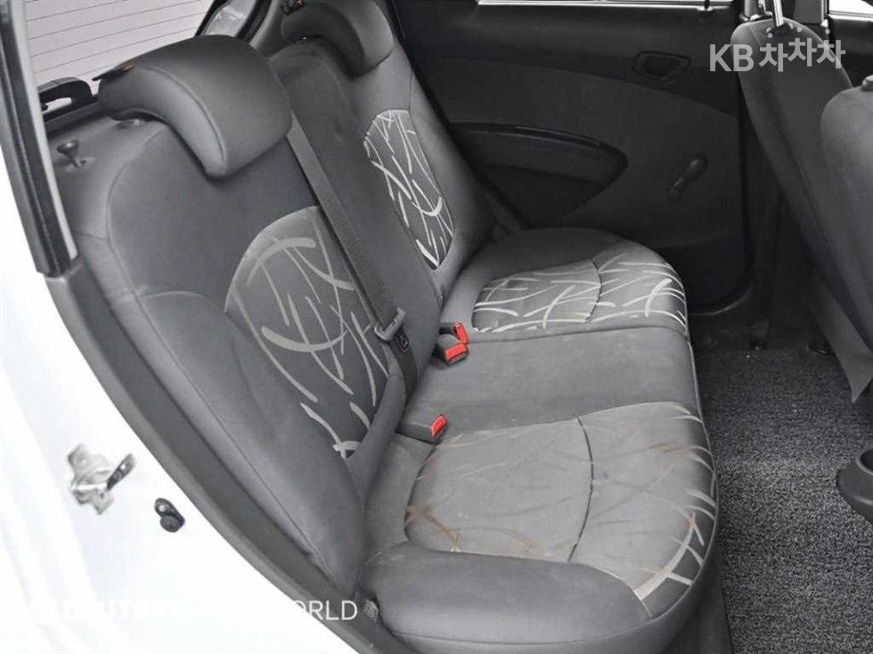 Chevrolet Spark — miniaturë 12