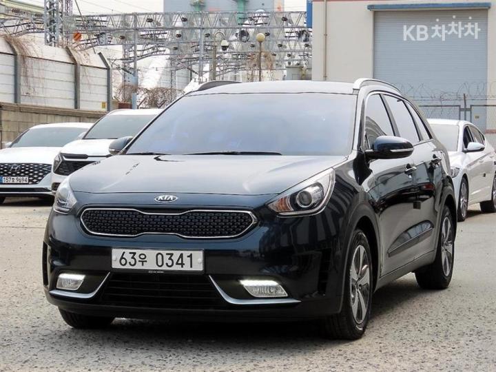 Kia Niro 1.6 Luxury 3