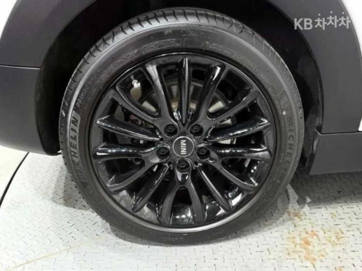 Mini Clubman 1.5 Cooper Classic Base Type 6