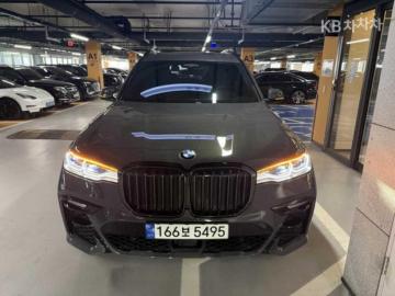 BMW X7 xDrive 40i — foto 1
