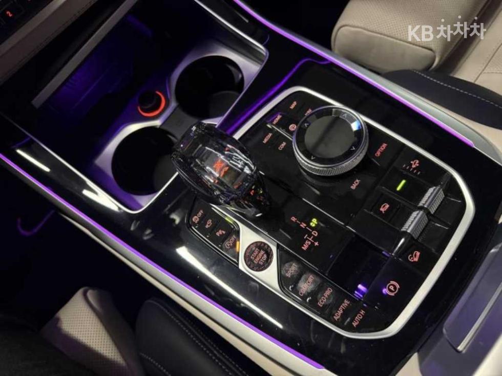 BMW X7 — miniaturë 14