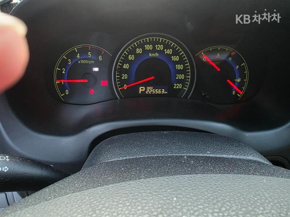 2011 - kia carnival