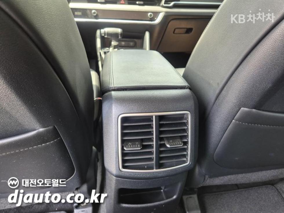 2024 - kia sportage