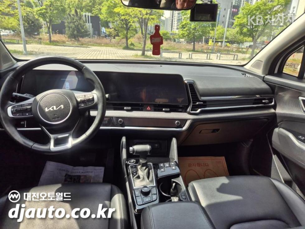 2024 - kia sportage
