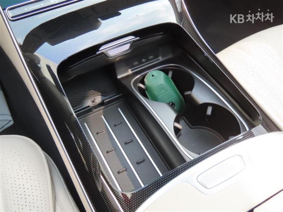Mercedes-Benz S-klasse — miniaturë 7