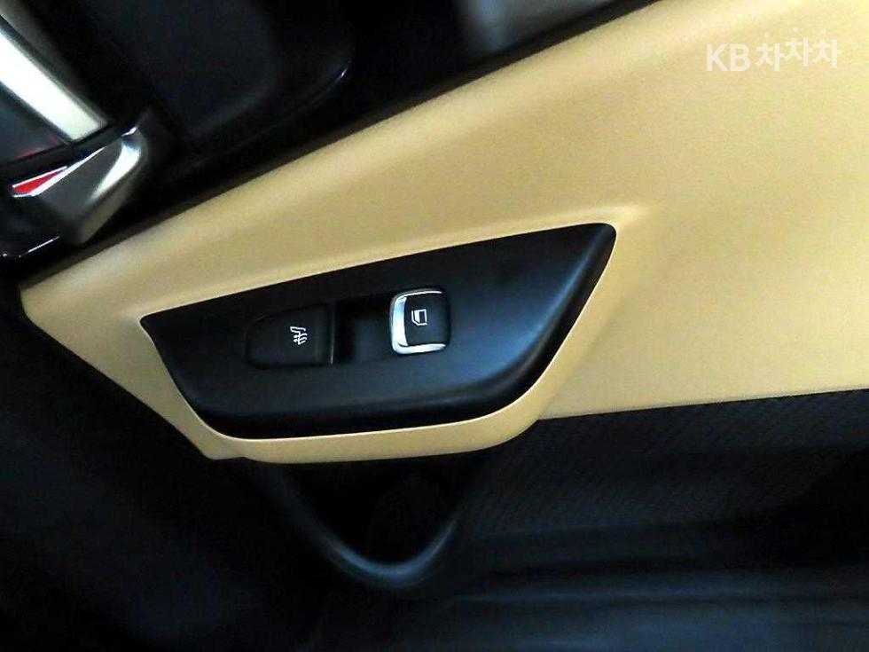 2023 - kia carnival