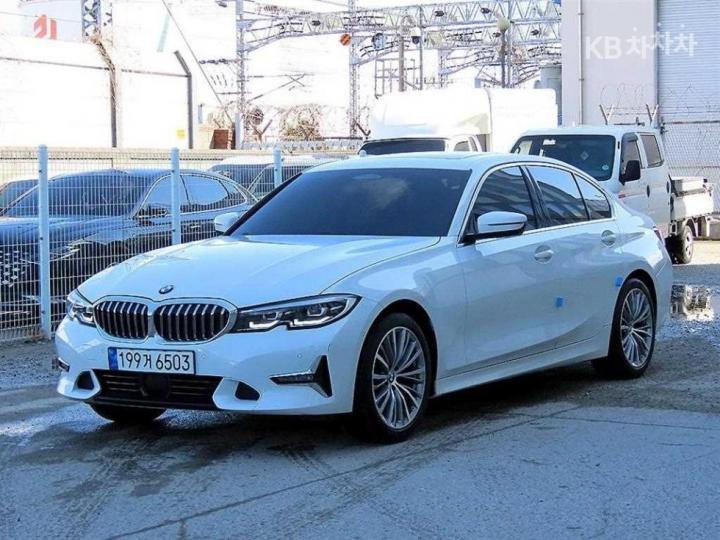 BMW 3 Series G20 320i M Sport 3