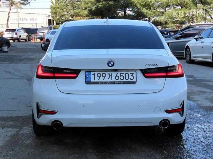 BMW 3 Series G20 320i M Sport 5