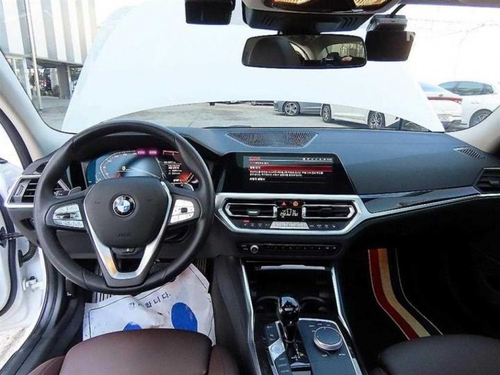 BMW 3 Series G20 320i M Sport 8
