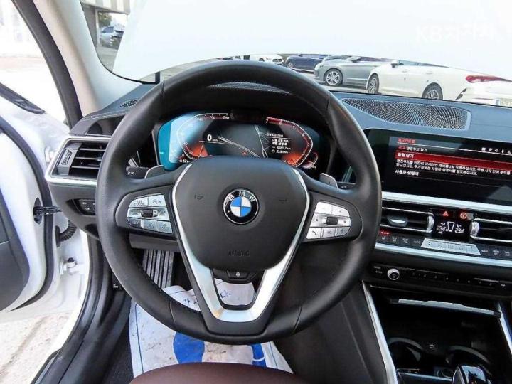 BMW 3 Series G20 320i M Sport 9