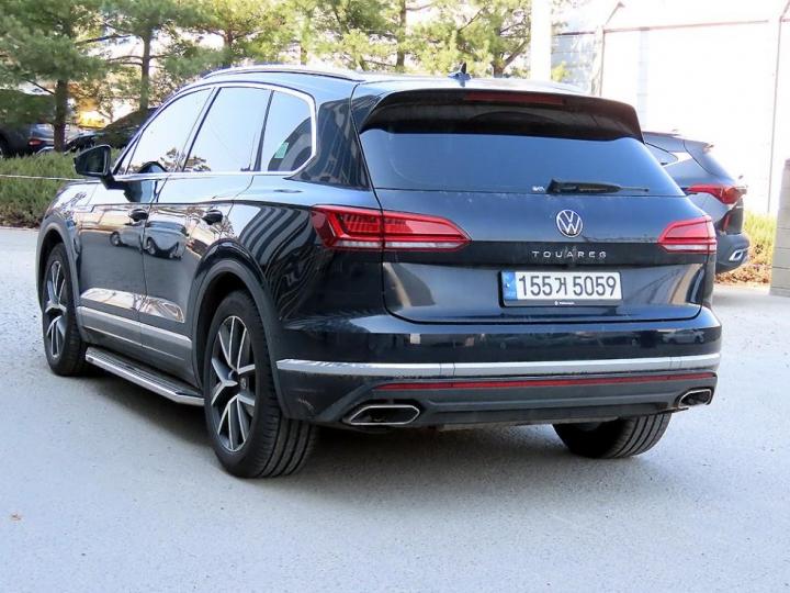 Volkswagen Touareg 3.0 TDI Prestige 4