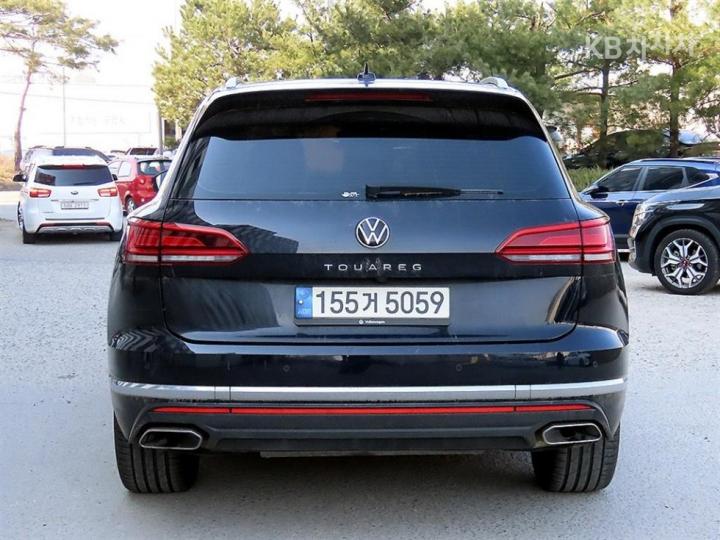 Volkswagen Touareg 3.0 TDI Prestige 5