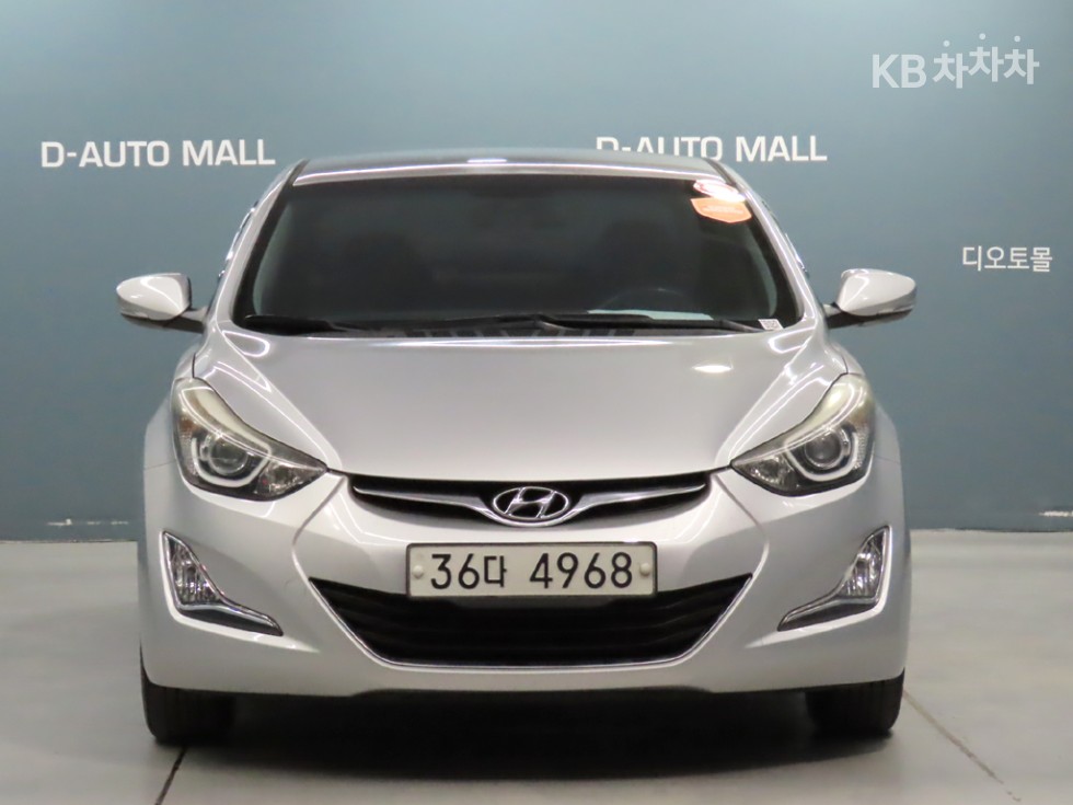 Hyundai 더 뉴 아반떼 1.6 GDi 스마트 기본형 - фото 1