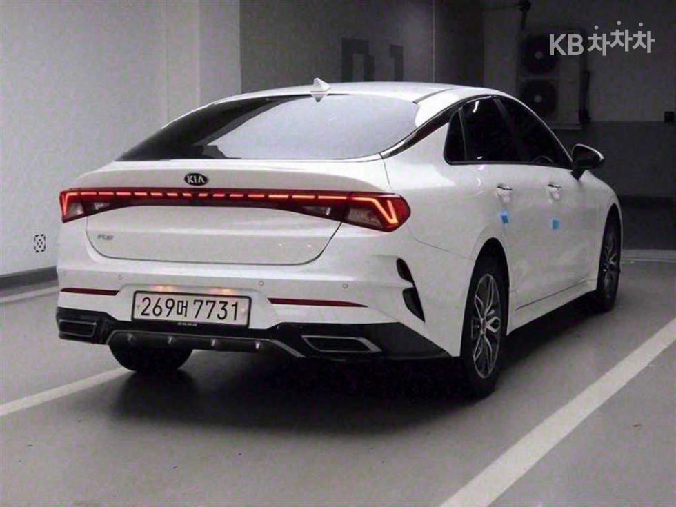 2020 - kia k5