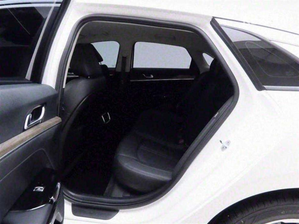 2020 - kia k5