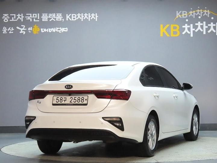 Kia K3 1.6 Gasoline Luxury 3