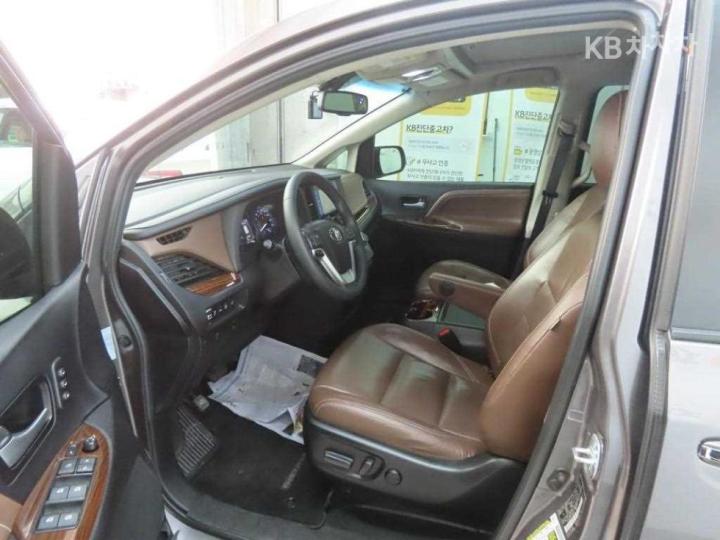 Toyota Sienna 3.5 AWD A/ T 6