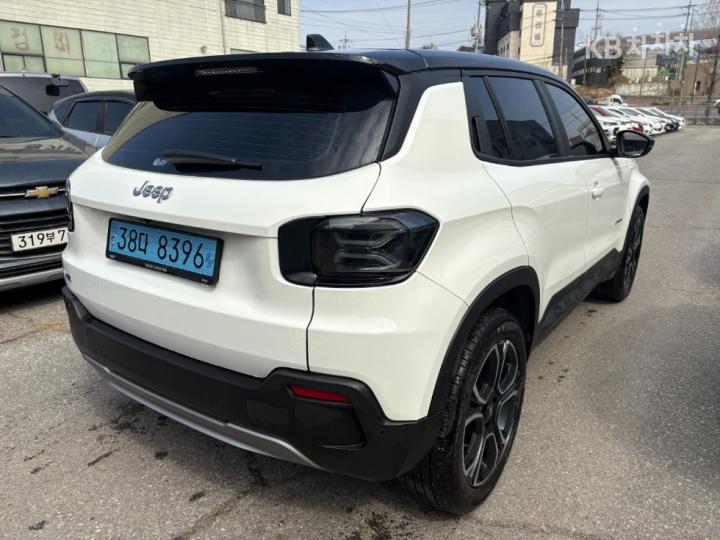 Jeep Avenger EV Altitude Base Type 4