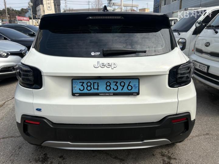 Jeep Avenger EV Altitude Base Type 5