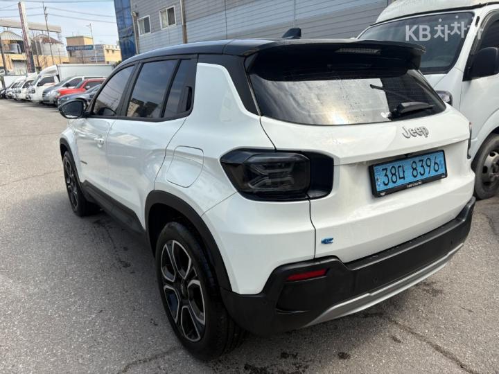 Jeep Avenger EV Altitude Base Type 6