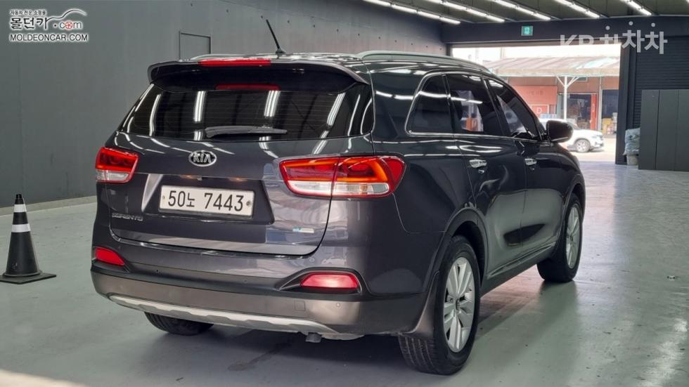 2016 - kia sorento