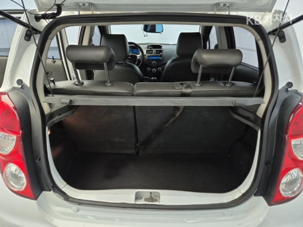 Chevrolet Spark — miniaturë 17