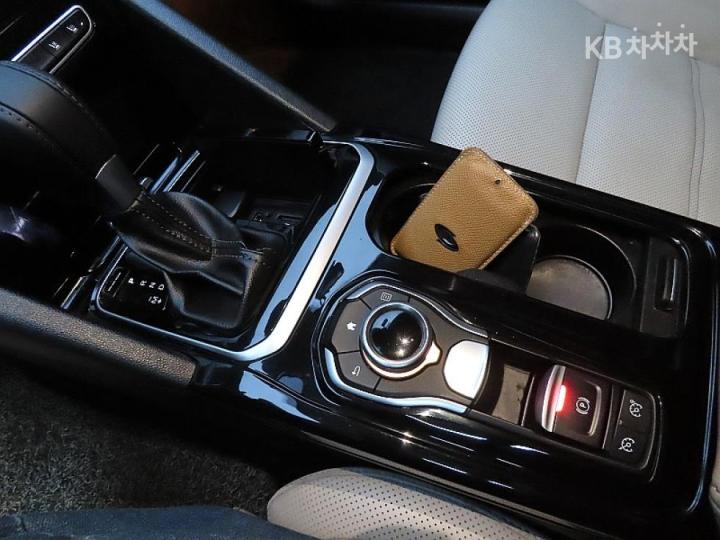 Renault SM6 2.0 LPe RE 10