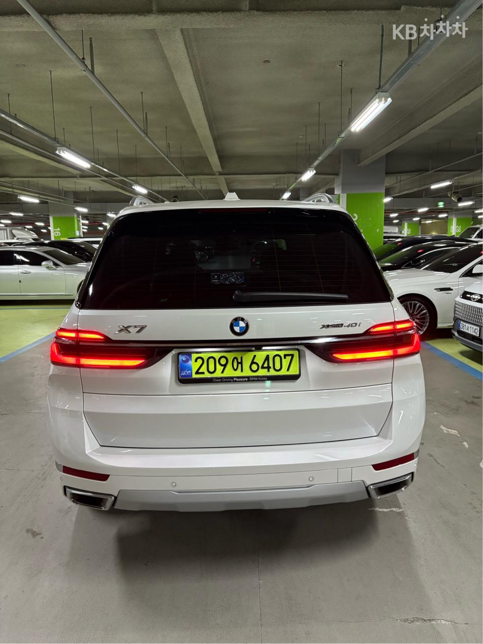 BMW X7 — miniaturë 3