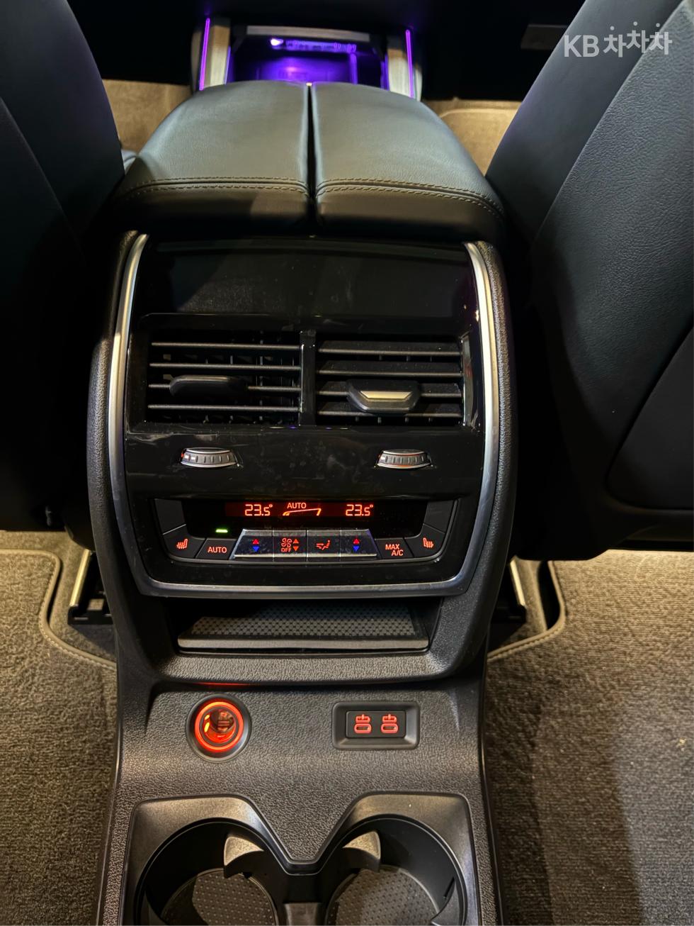 BMW X7 — miniaturë 18